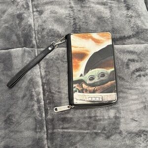 Star Wars Mandalorian Grogu The Child “Baby Yoda” Wristlet Wallet